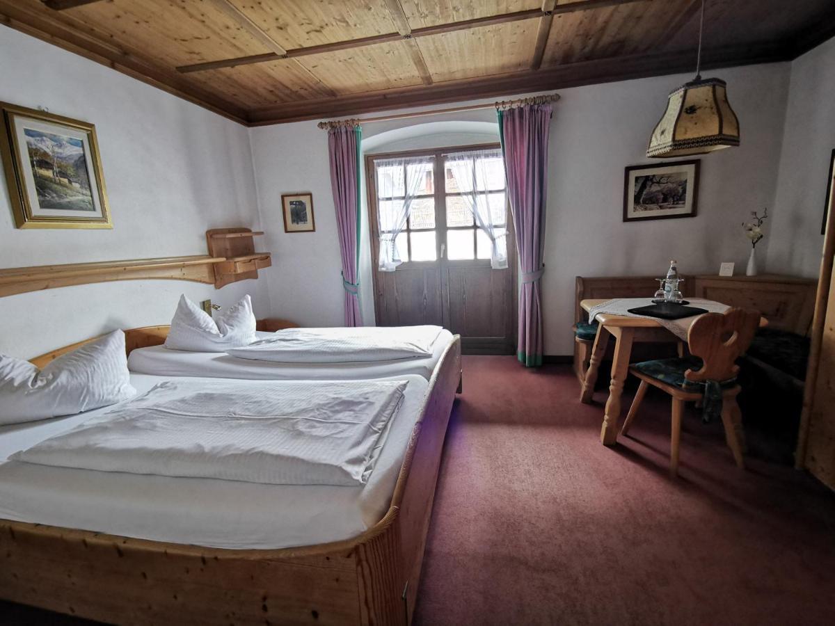 Gasthof & Hotel Zur Post Wallgau Ngoại thất bức ảnh