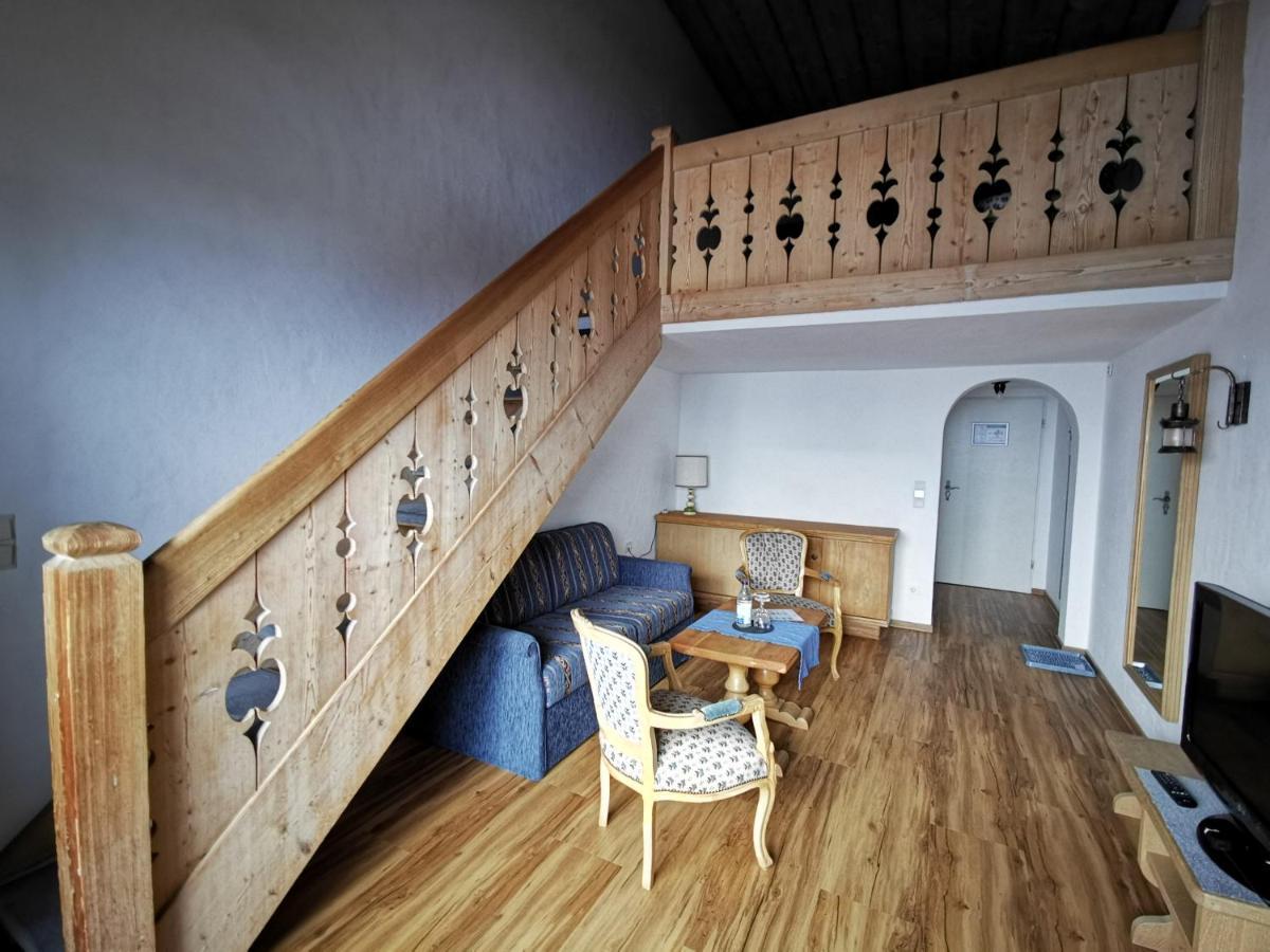 Gasthof & Hotel Zur Post Wallgau Ngoại thất bức ảnh