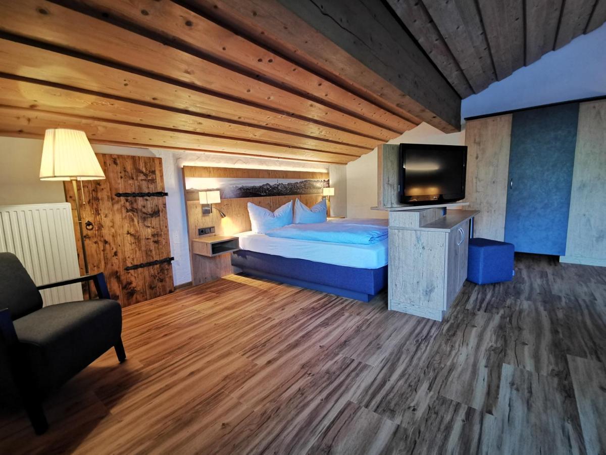 Gasthof & Hotel Zur Post Wallgau Ngoại thất bức ảnh