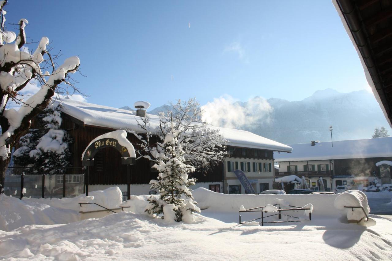 Gasthof & Hotel Zur Post Wallgau Ngoại thất bức ảnh