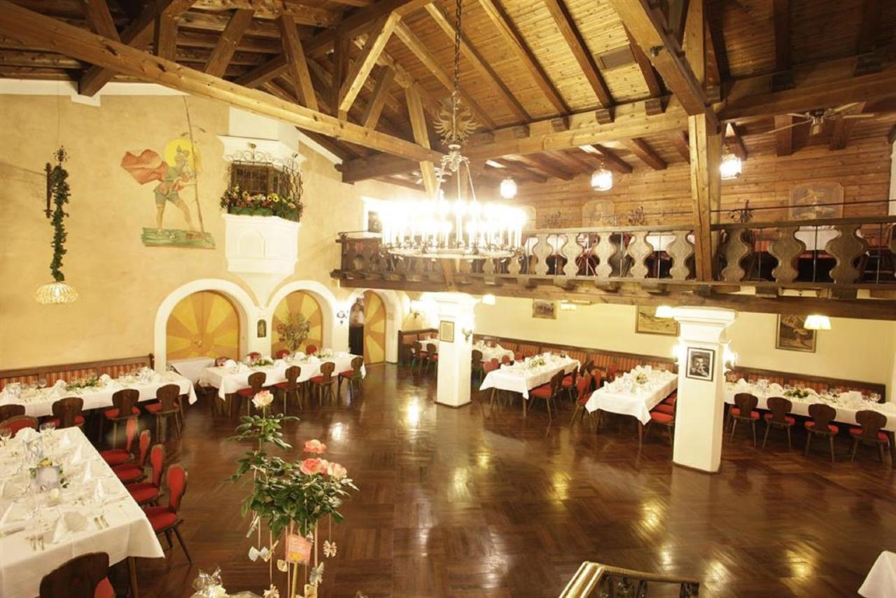 Gasthof & Hotel Zur Post Wallgau Ngoại thất bức ảnh